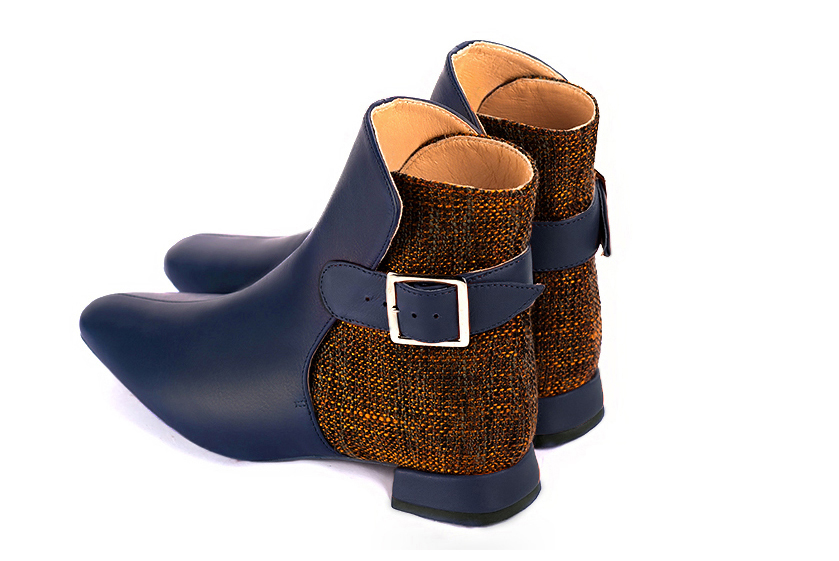 Women's navy blue and terracotta orange elegant ankle boots, with buckles at the back. Square toe. Flat flare heels - Rear view
